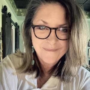 Meet your Posher, Lani